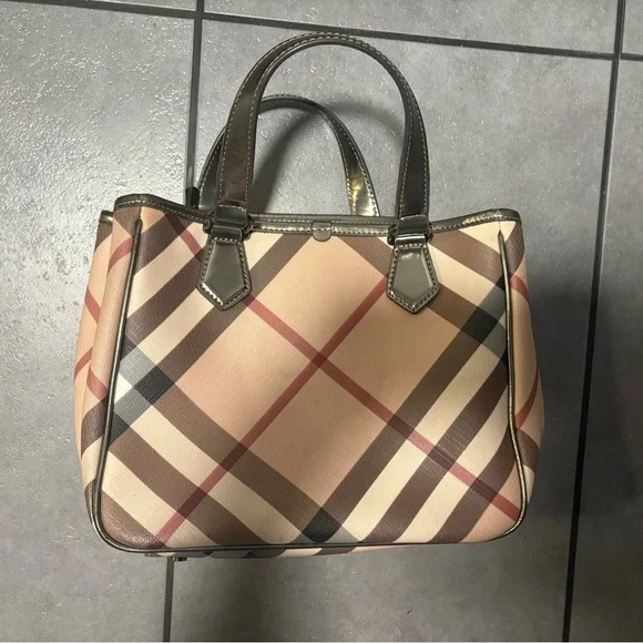 Burberry Supernova Tote Bag - Beige and Black - Picture 5 of 12